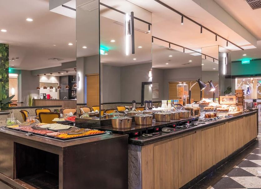 Buffet Photo
