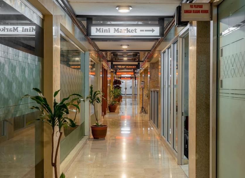 Hallway Photo