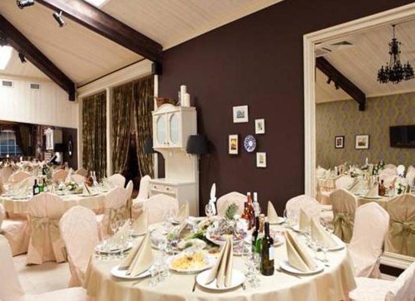 Banquet hall Photo