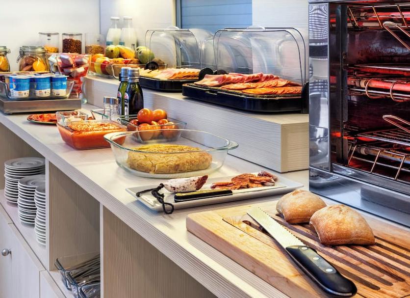 Buffet Photo