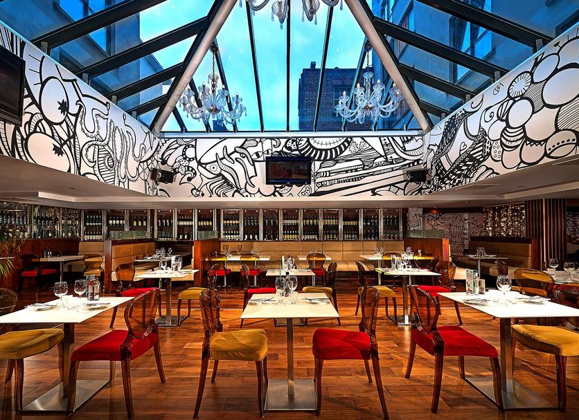 Restaurant Photo