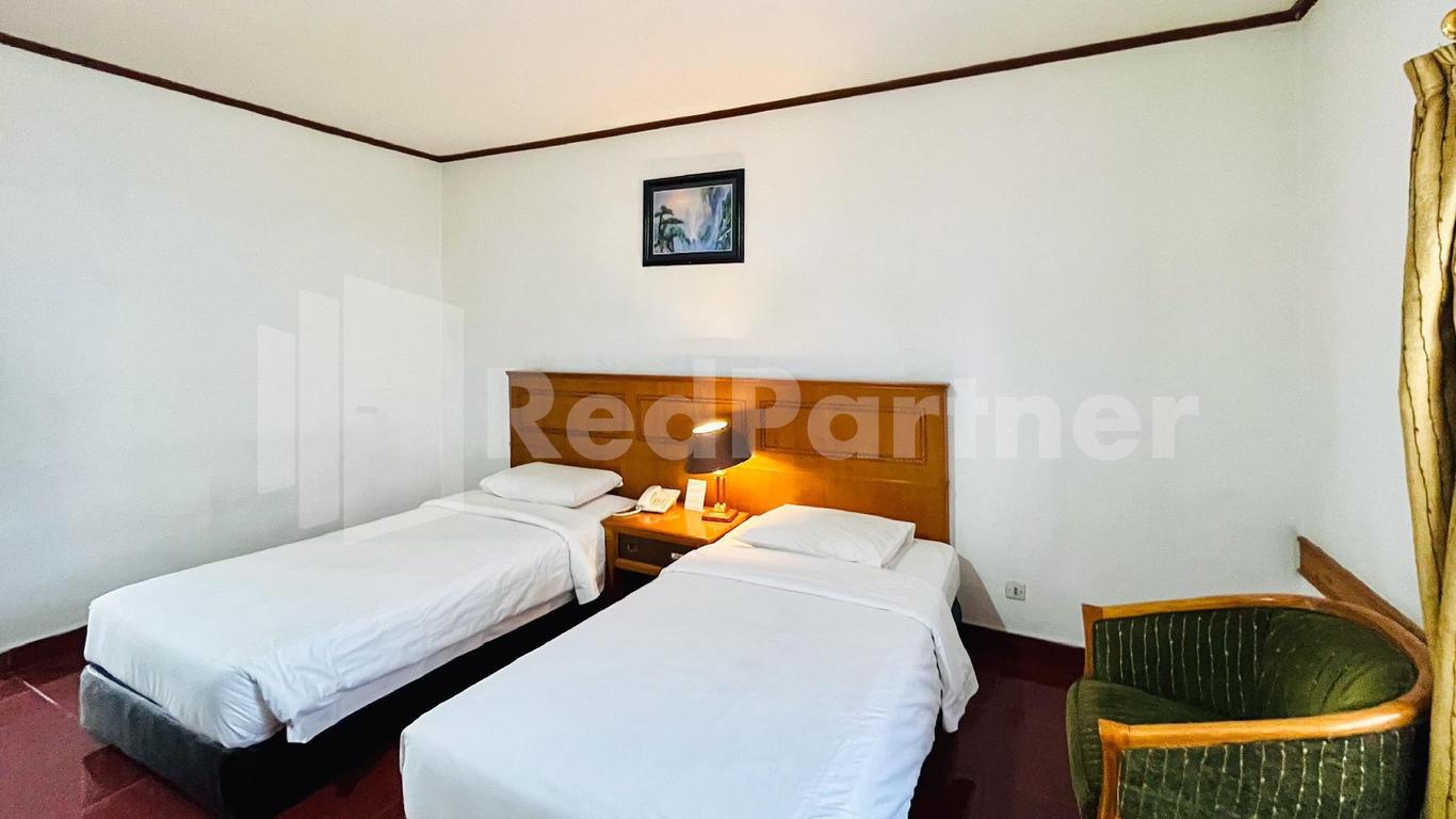 Pardede International Hotel