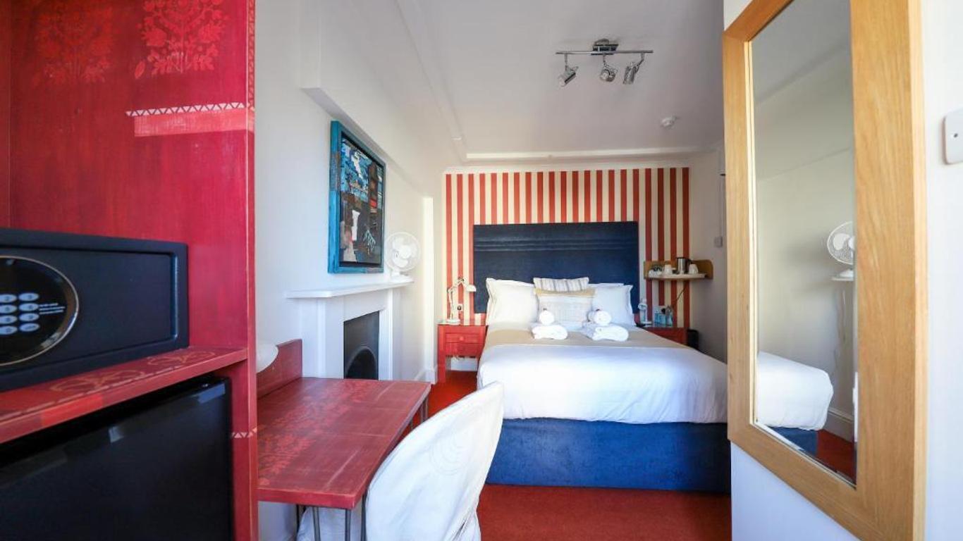 Cavalaire Guest House