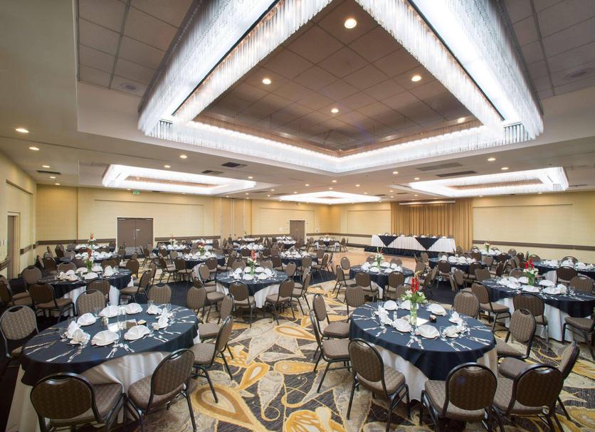Banquet hall Photo