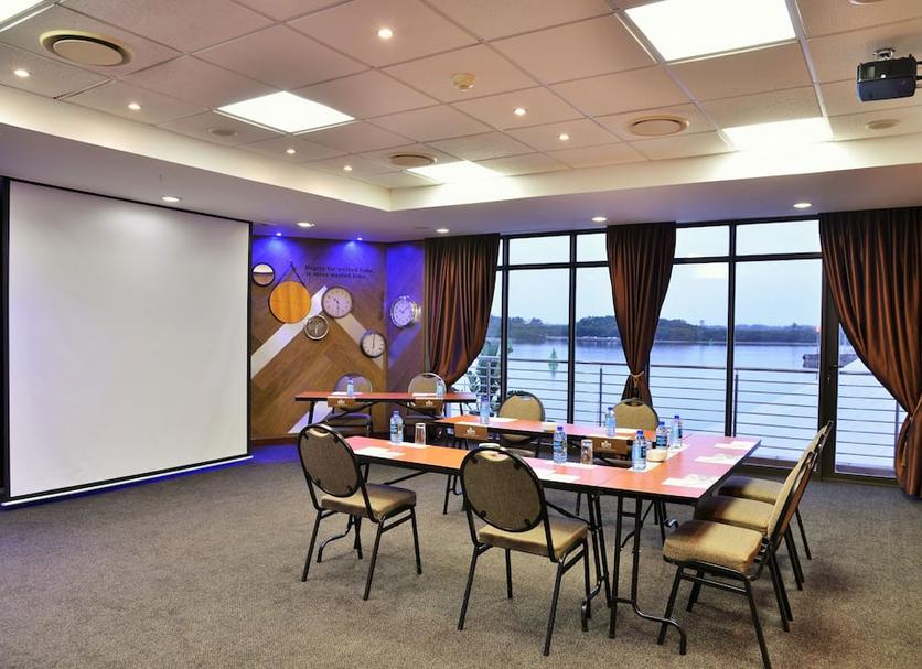Conference room Photo