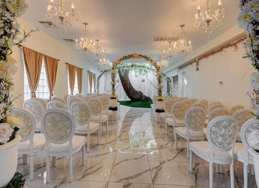 Banquet hall Photo