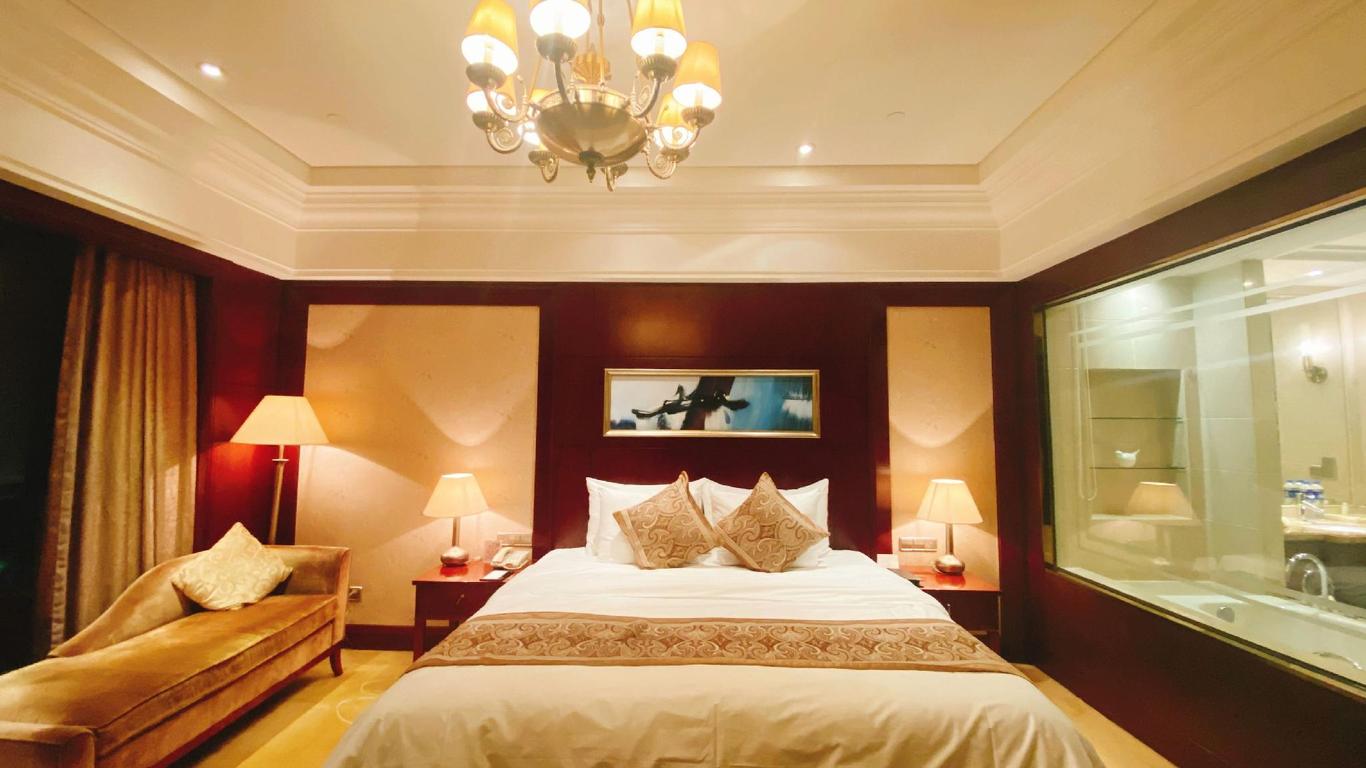 New Century Grand Hotel Huaian