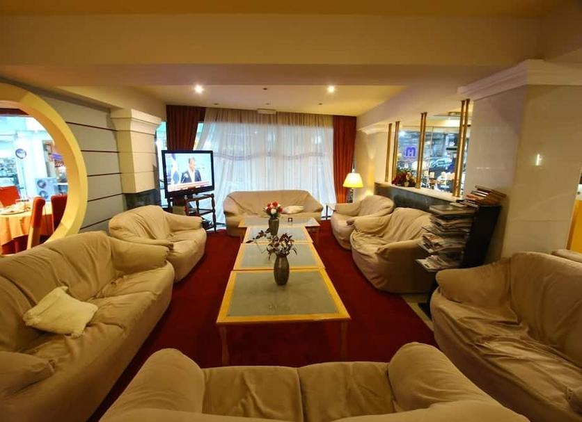 Lounge Photo