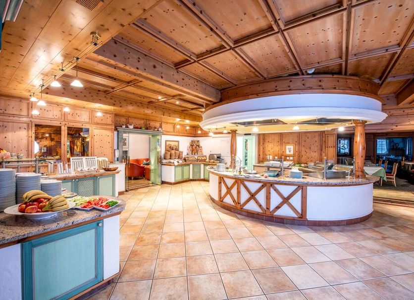Buffet Photo
