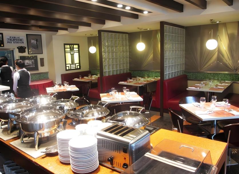 Restaurant Photo