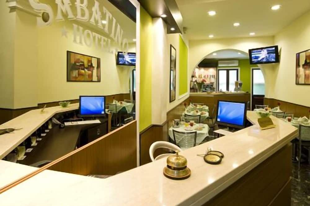 Business centre Photo