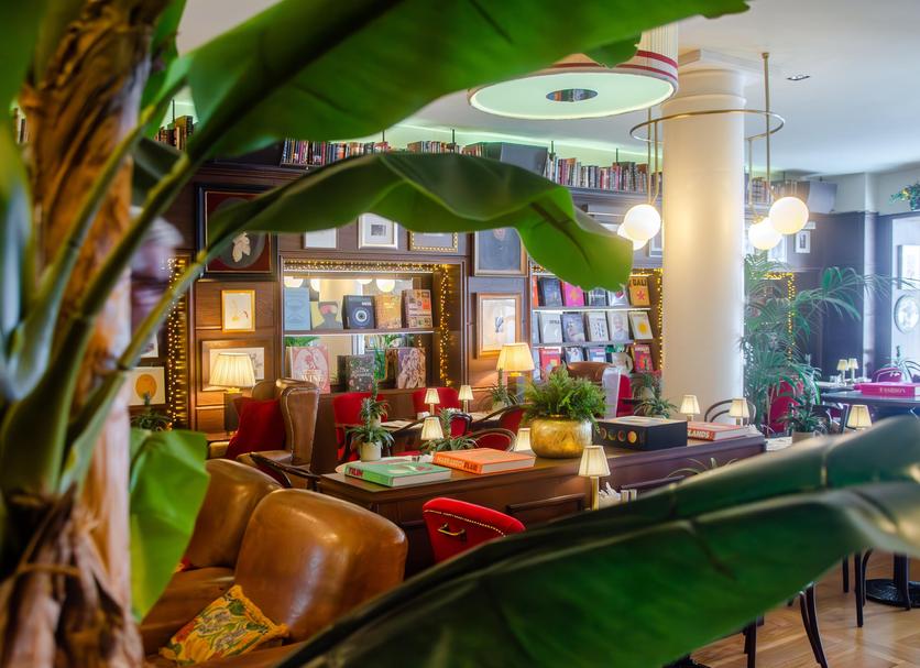 Restaurant Photo