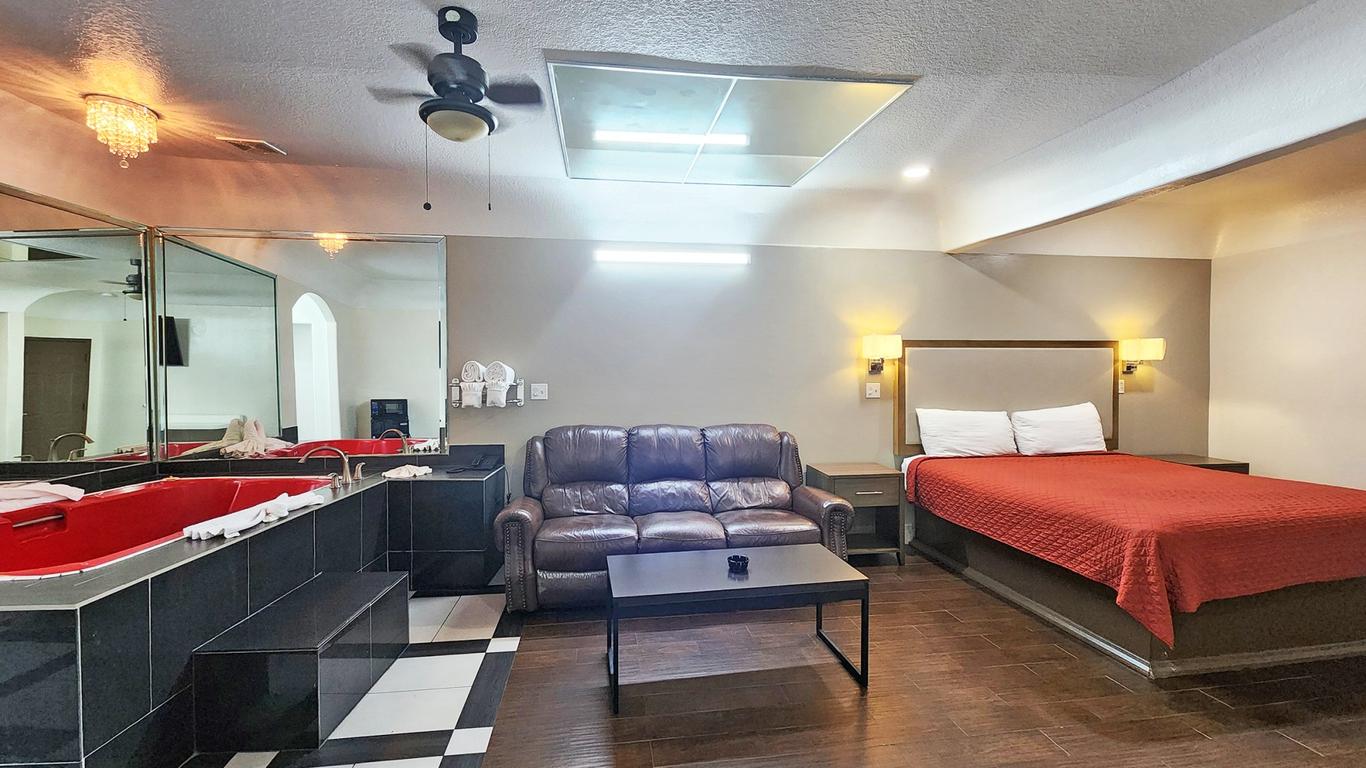Scottish Inn & Suites Sam Houston Parkway