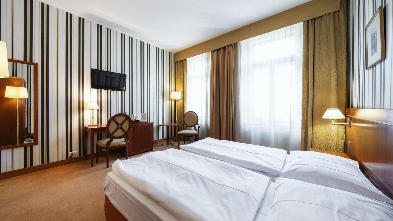 Hotel Raffaello Prague