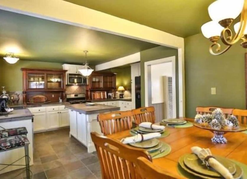 Dining room Photo