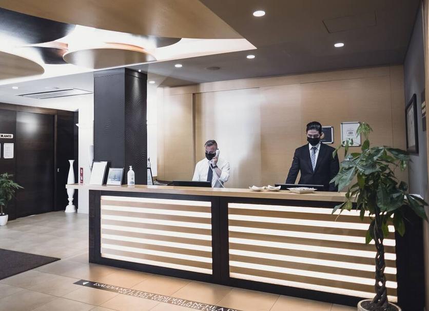 Front desk Photo
