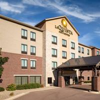 La Quinta Inn & Suites by Wyndham Sioux Falls
