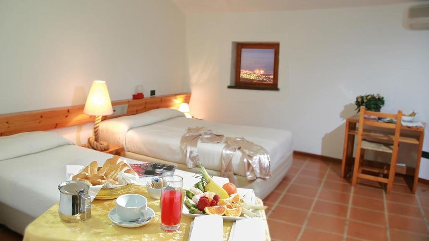 Hotel Pop