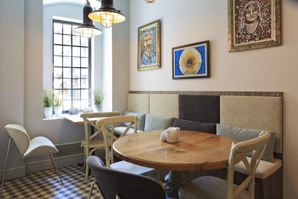 Dining room Photo