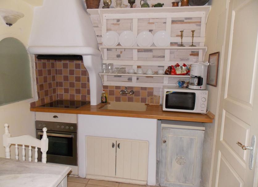 Kitchen Photo