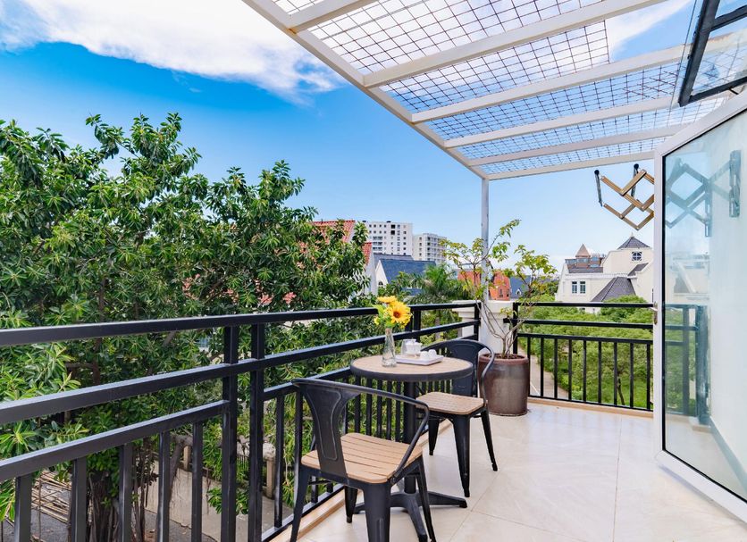 Balcony Photo
