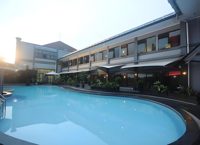 Pool Photo