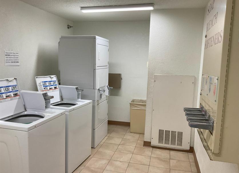 Laundry facility Photo