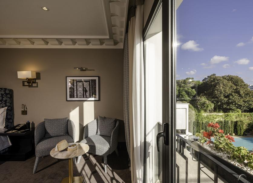 Balcony Photo