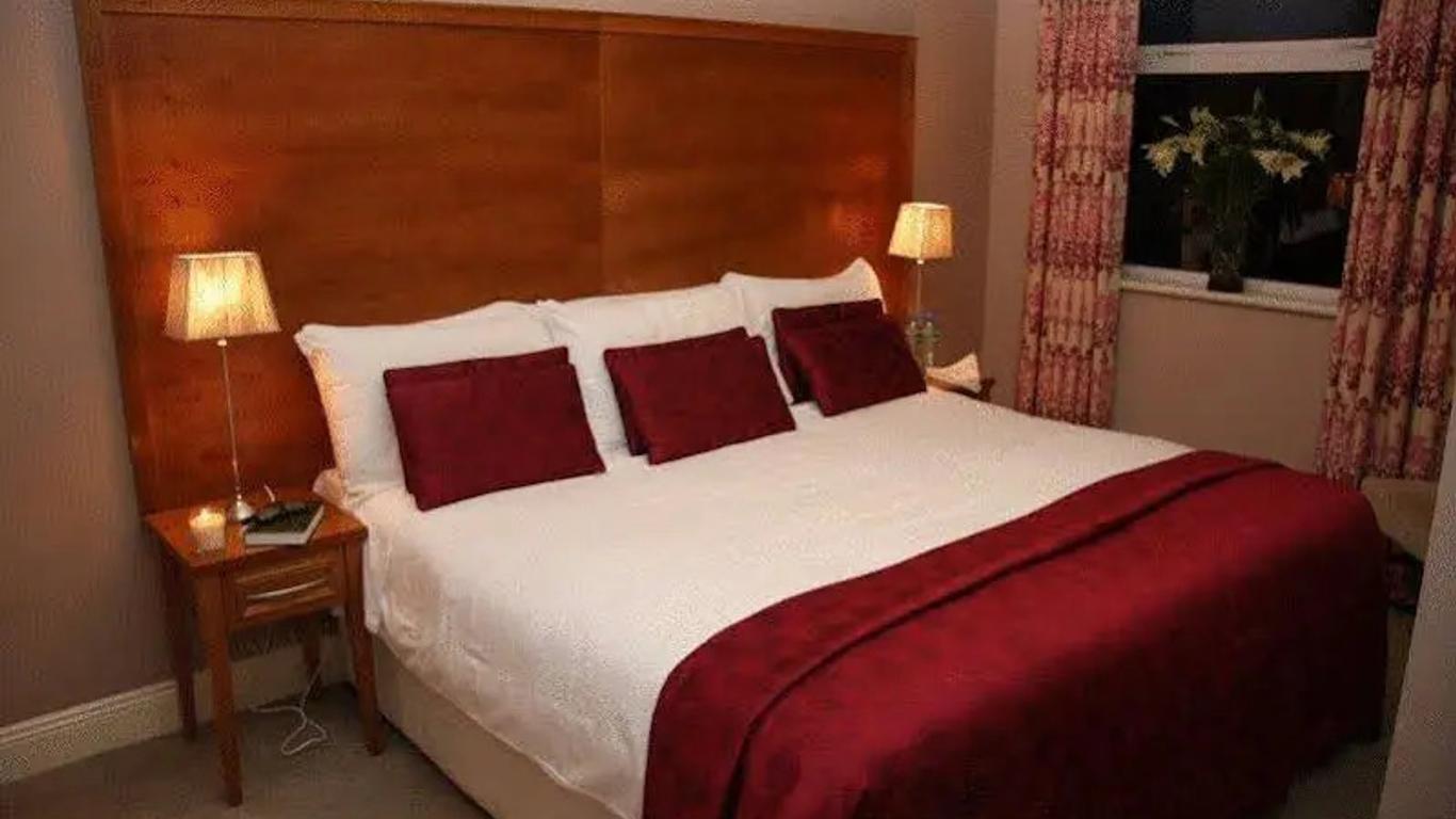 Lake Lodge Guesthouse