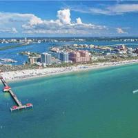 Sparkling Guest Home 2 bedroom-15 Minutes to Clearwater Beach