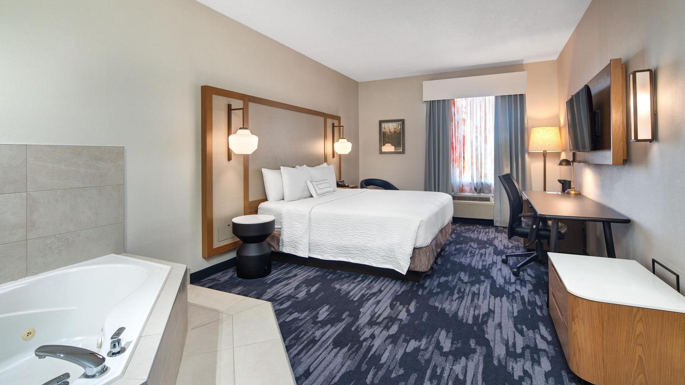 Fairfield Inn by Marriott Toronto Oakville