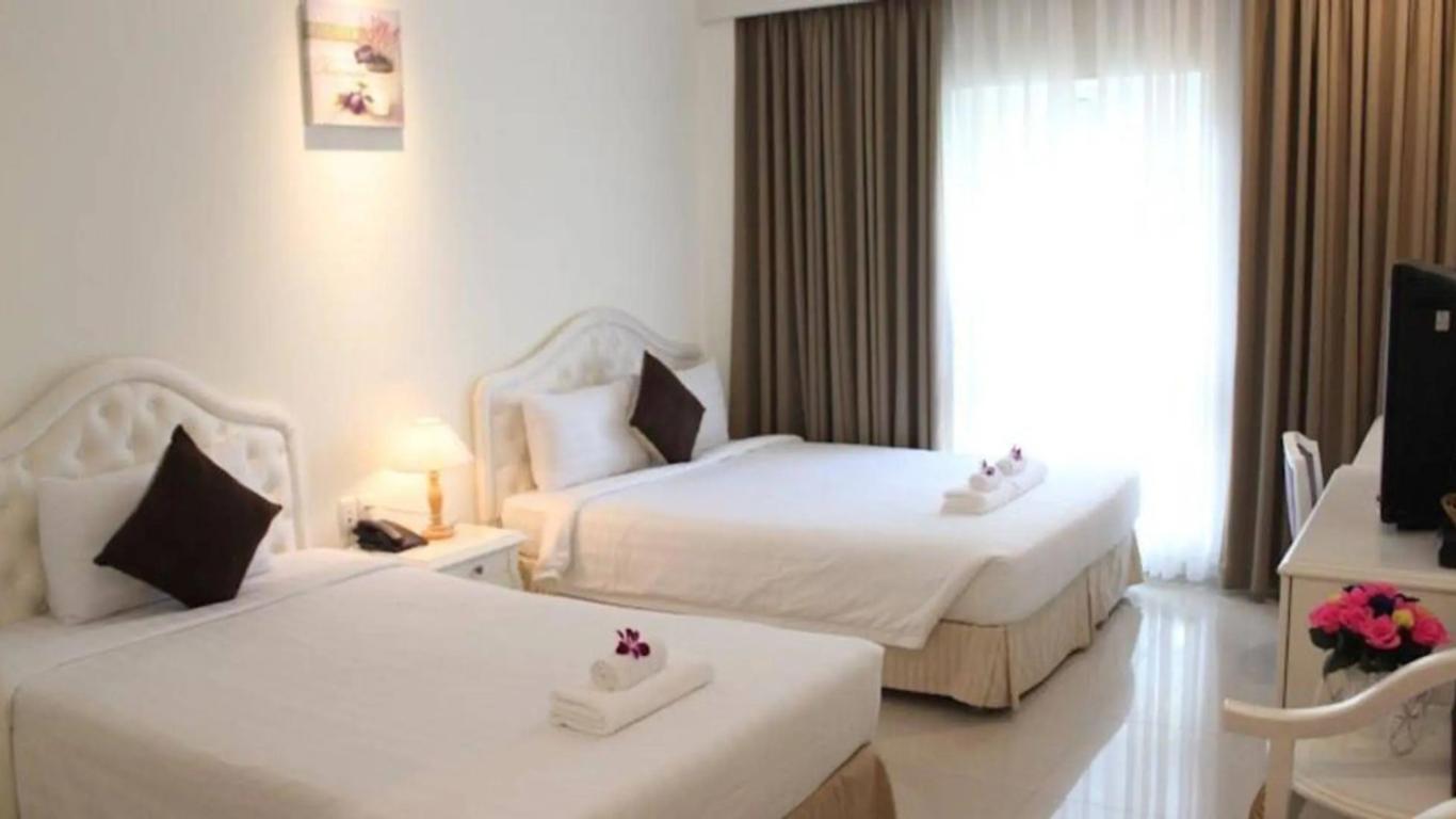 Bizu Hotel II