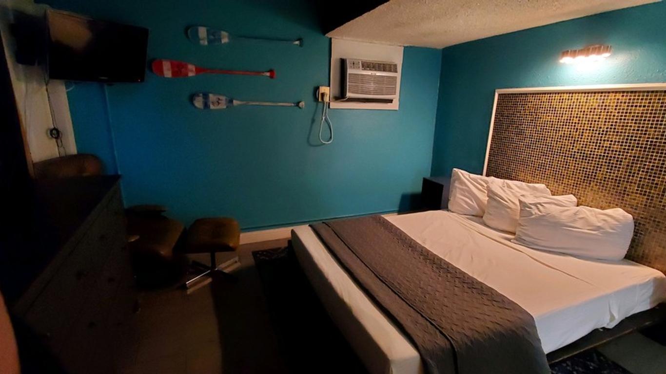 Desert Hills Motel