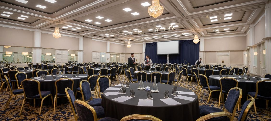 Banquet hall