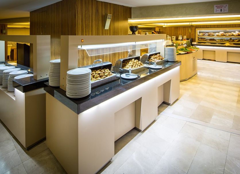 Buffet Photo