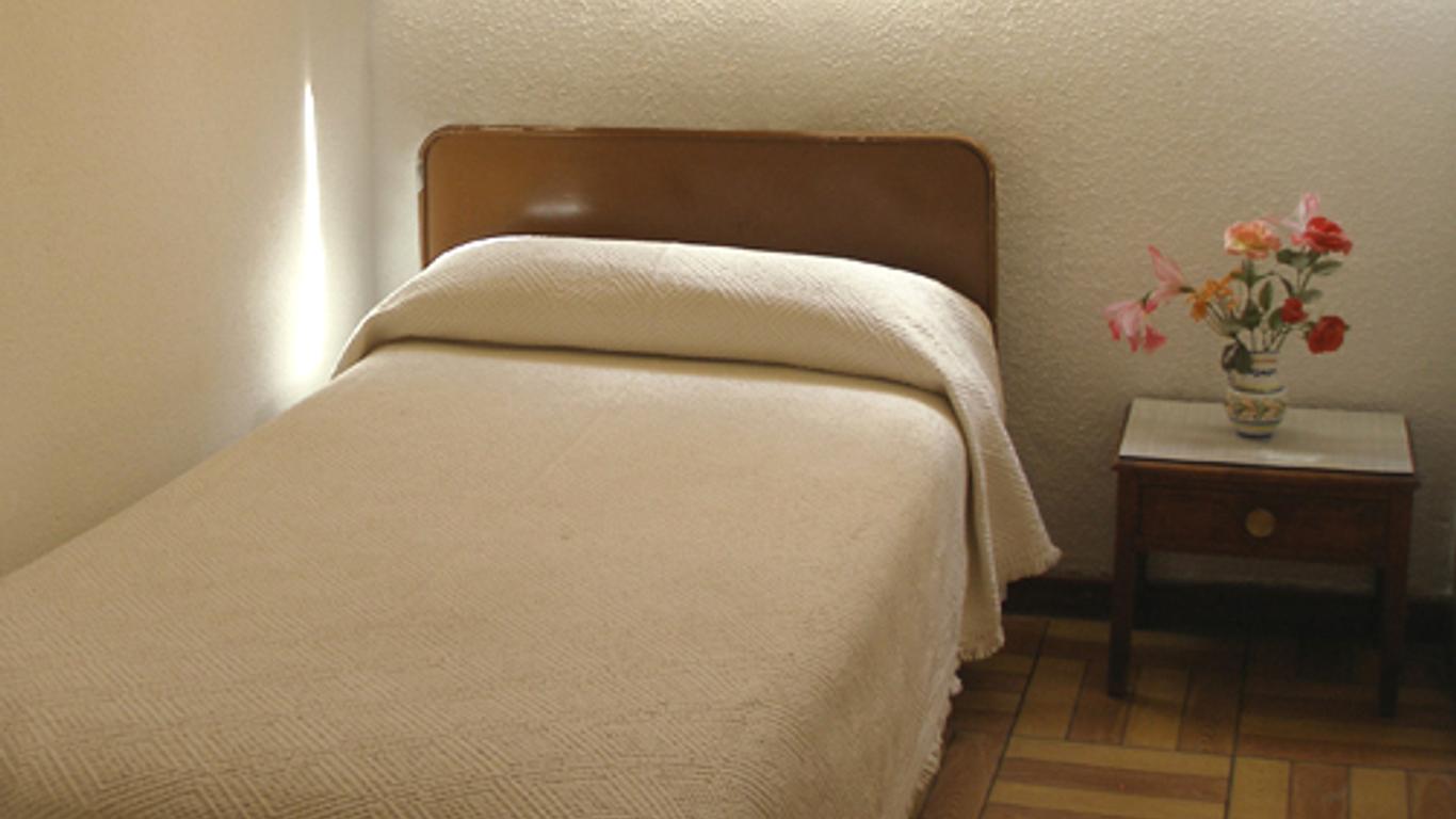 Veguin Hostal