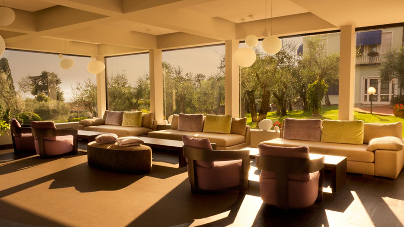 Hotel Desiree