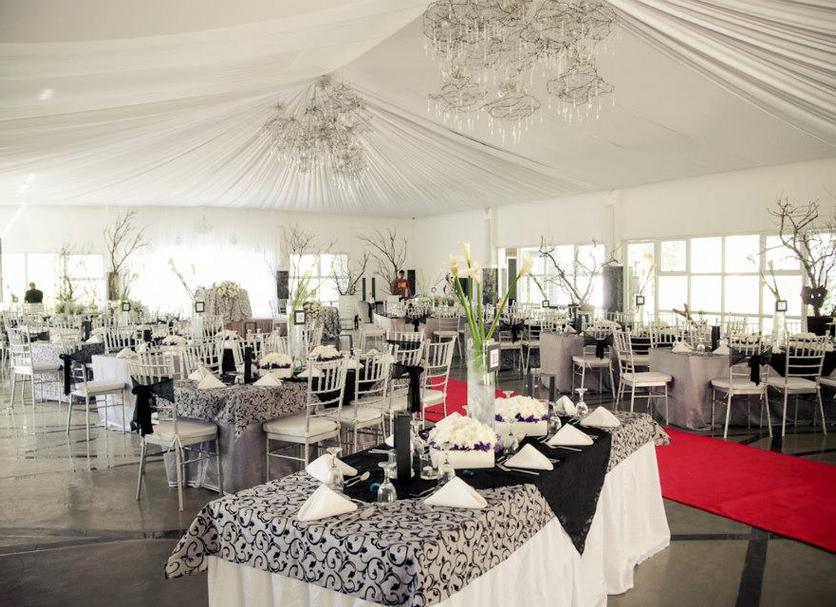 Banquet hall Photo
