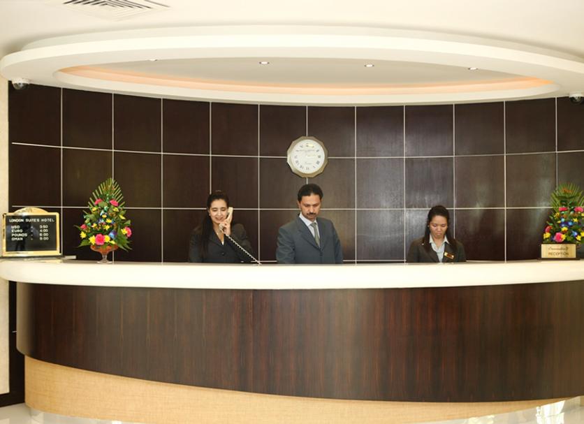 Front desk Photo