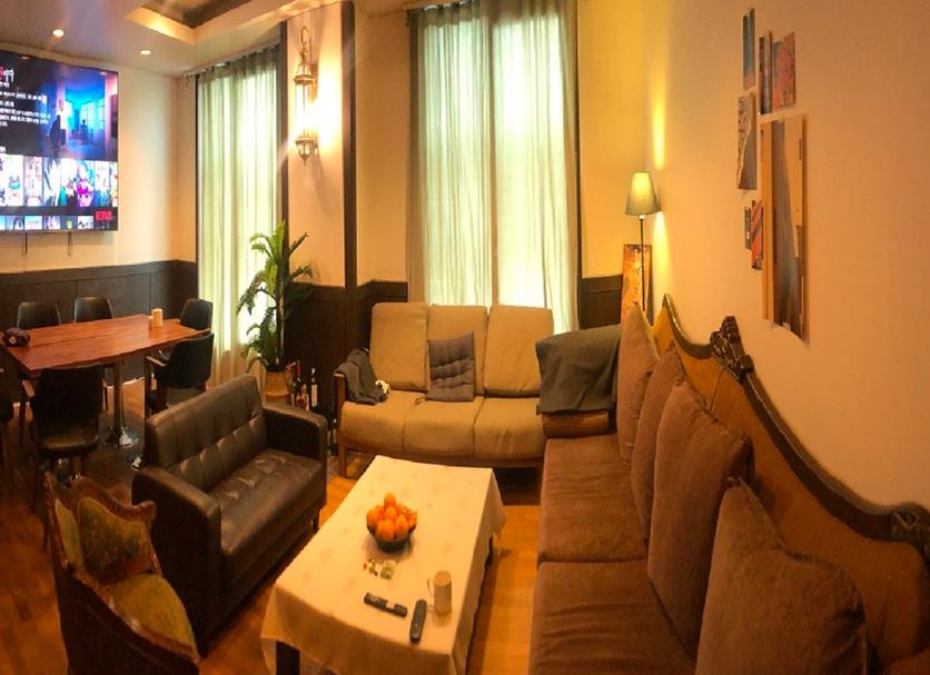 Lounge Photo
