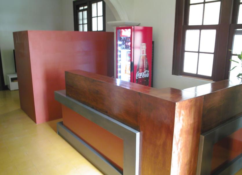 Front desk Photo