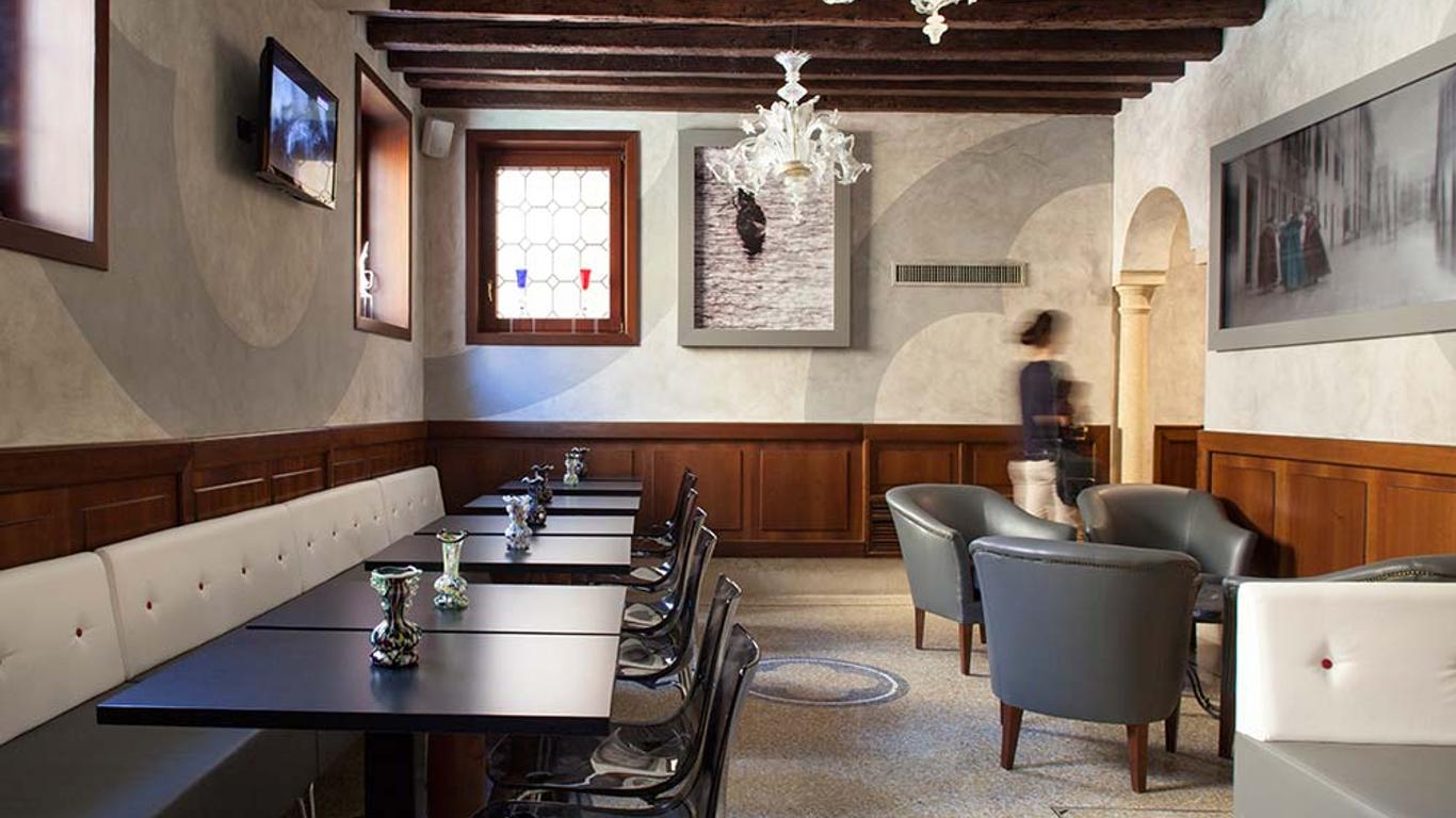 Hotel Ca' D'oro - Wenice Deep Culture