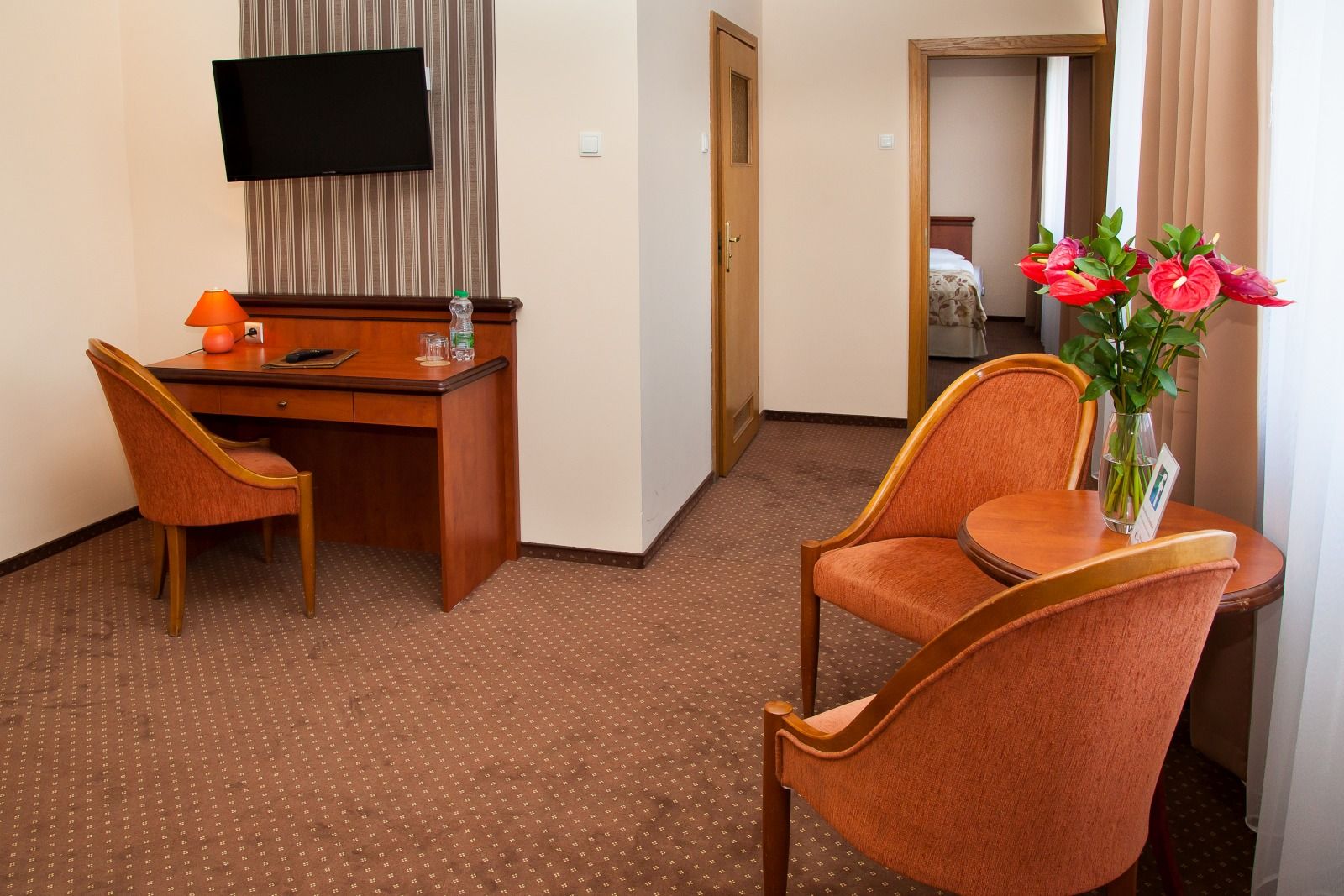 Room amenity